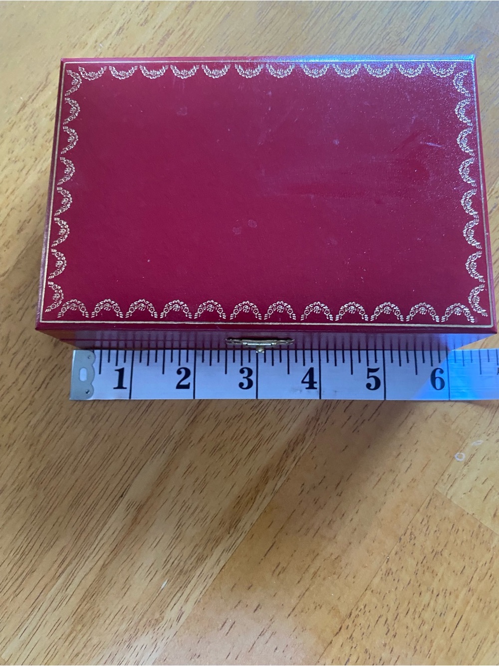Authentic vintage Cartier jewelry case.
Excellent condition - Picture 6 of 6